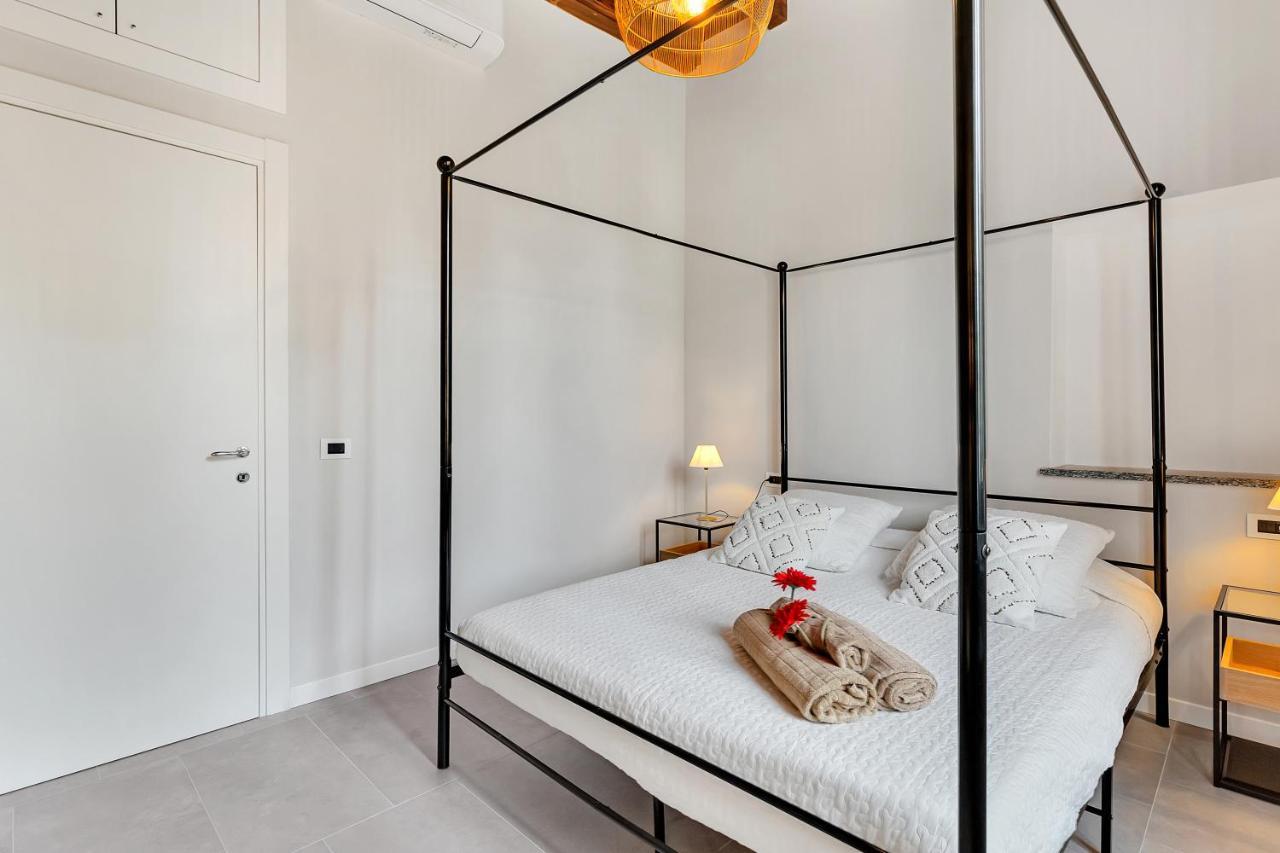 Апартаменты Alessia'S Flat - Naviglio Grande 2 Буччинаско Экстерьер фото