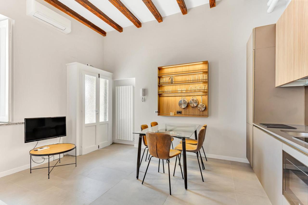 Апартаменты Alessia'S Flat - Naviglio Grande 2 Буччинаско Экстерьер фото